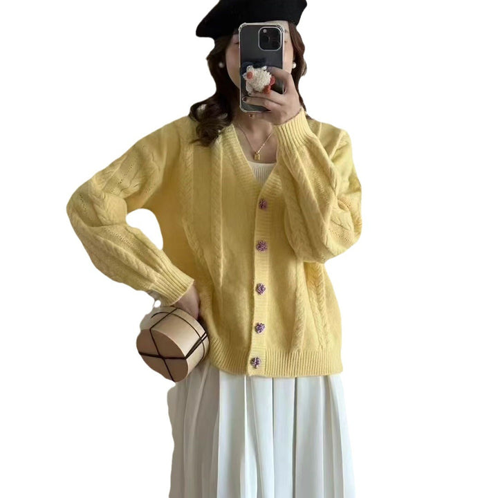 Damen Strickjacke mit dekorativen Knöpfen und Zopfmuster Drune