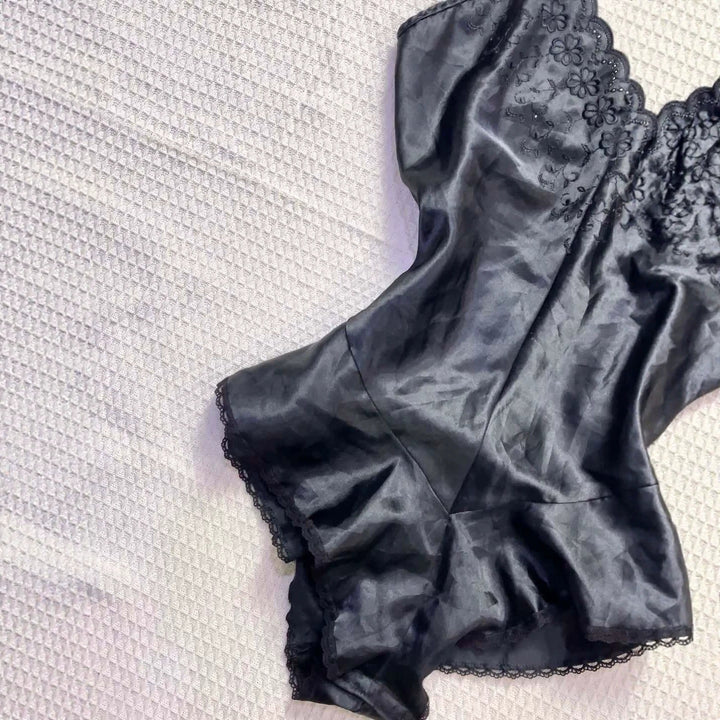 Damen elegantes Nachtkleid mit romantischem Spitzenbesatz Drune