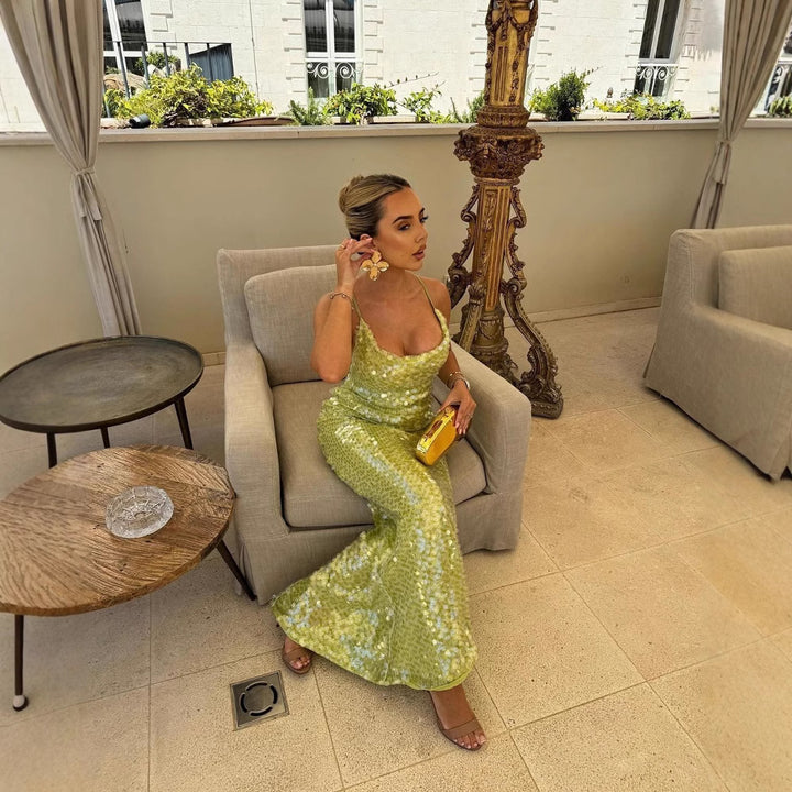 Damen Elegantes Pailletten-Maxikleid mit verführerischem Schnitt und schmalen Spaghettiträgern Drune