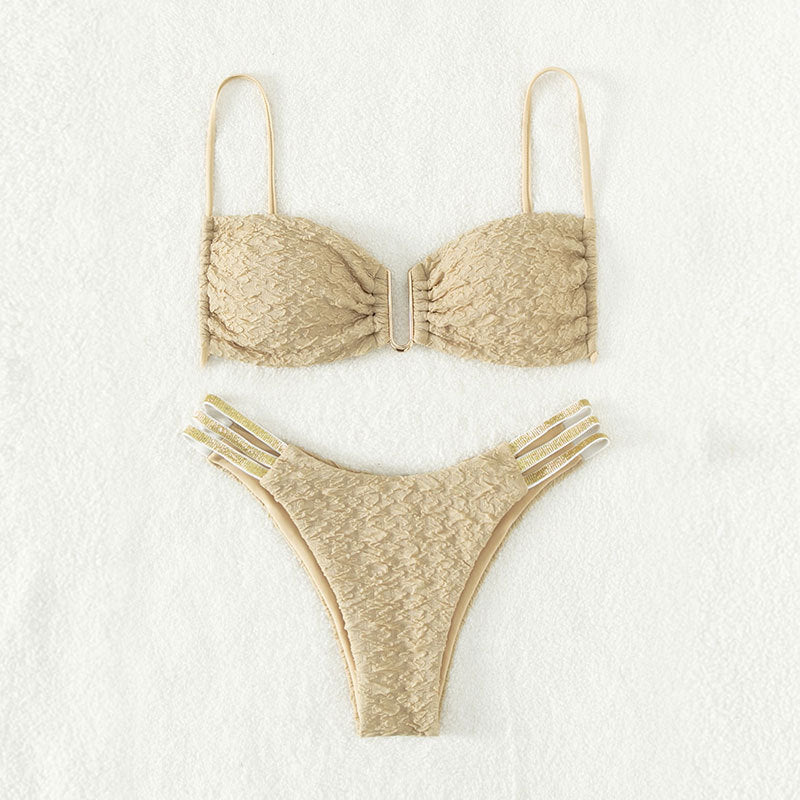 Damen Luxus Bikini mit elegantem Rüschendesign und goldenen Akzenten Drune