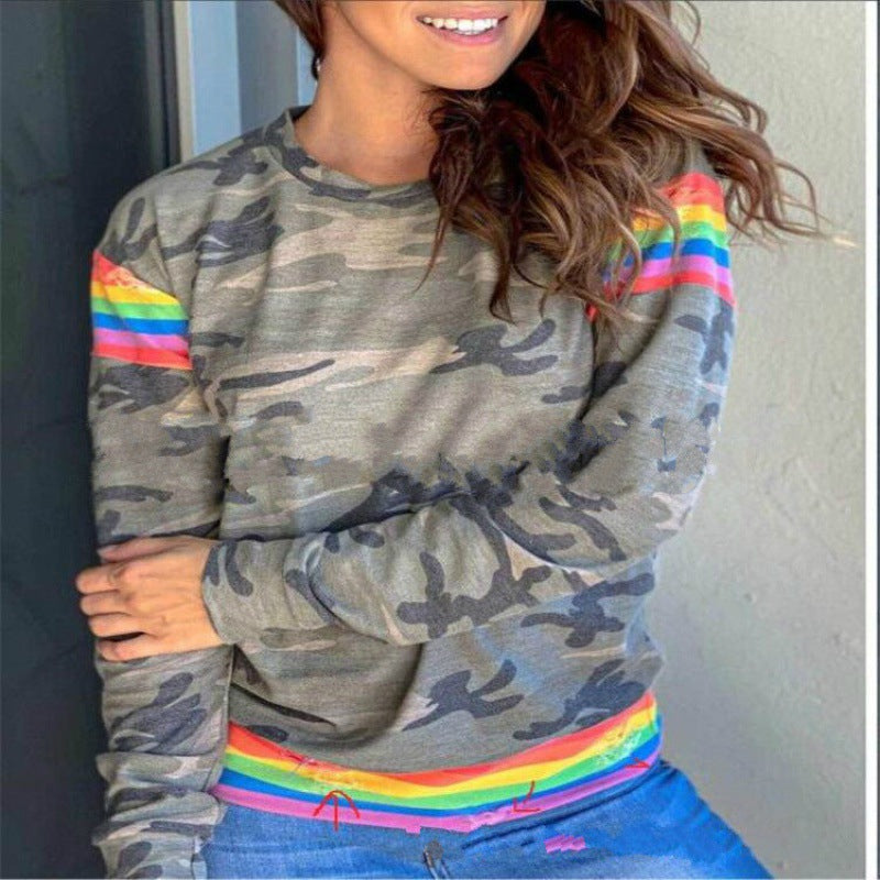 Damen Sweatshirt mit buntem Camouflage-Muster und rainbow Akzenten Drune