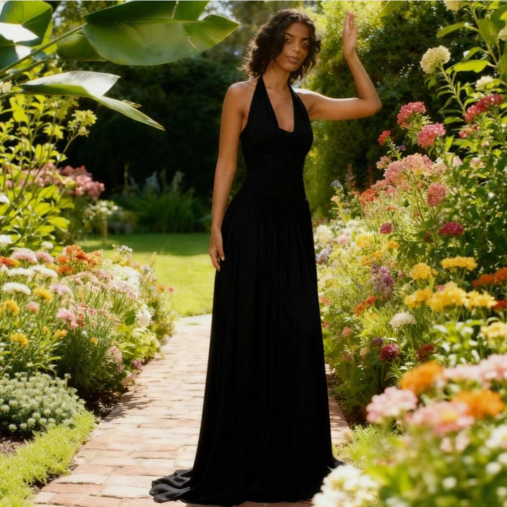Damen Maxi-Kleid mit neckholder Design und fließendem Stoff Drune