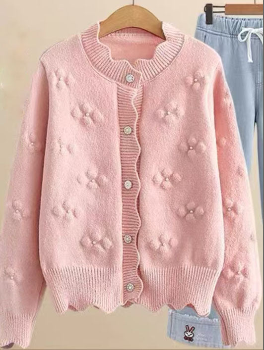 Damen verspielter Strickcardigan mit dekorativen Perlenknöpfen und floralem Design Drune