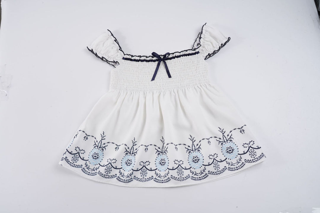 Damen Baumwollbluse mit floralem Stickdesign und schickem Rüschensaum Drune