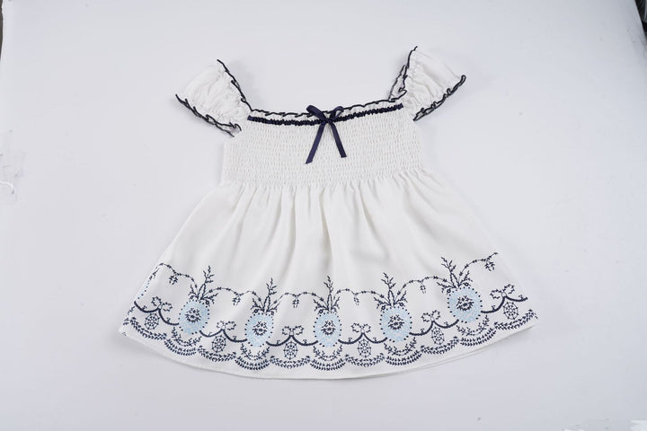 Damen Baumwollbluse mit floralem Stickdesign und schickem Rüschensaum Drune