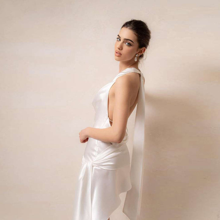 Damen Elegantes Abendkleid mit asymmetrischem Rückenausschnitt und fließendem Stoff Drune