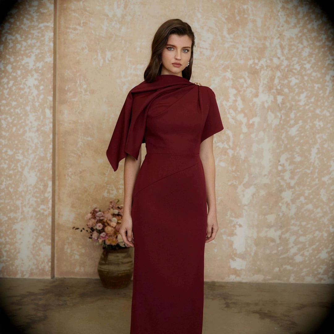 Damen Elegantes Abendkleid mit schulterfreiem Design und raffinierten Drapierungen Drune