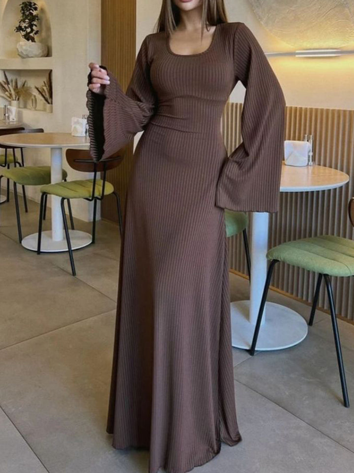 Damen Maxikleid mit weit ausgestellten Ärmeln und eleganten Details Drune