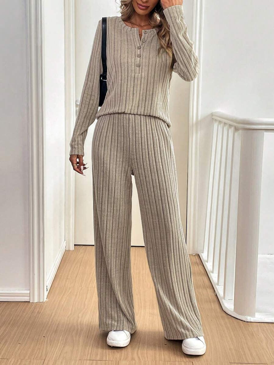 Damen Lässiges Strickanzug mit feinem Rippenmuster Drune