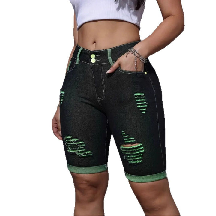 Damen Destroyed Denim-Shorts mit auffälligen Akzenten und hohem Bund Drune
