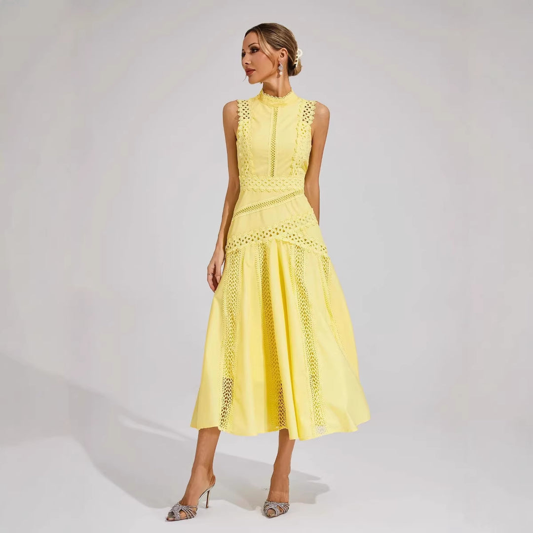 Damen Midi-Kleid mit aufwendigen Spitzenakzenten Drune