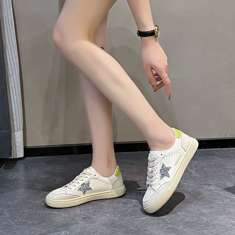 Damen Sneaker mit glitzerndem Sternenmotiv und flexiblem Sohlenprofil Drune