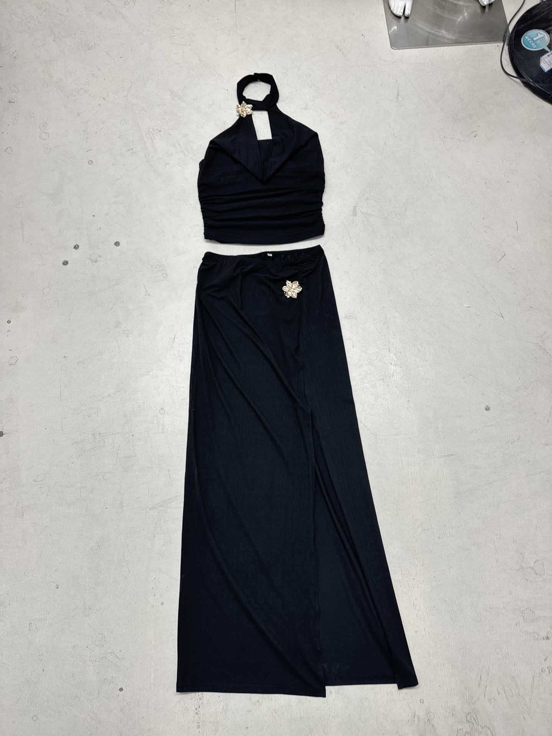 Damen Zweiteiler-Set mit elegantem Crop-Top und raffinierter Maxi-Rock Drune
