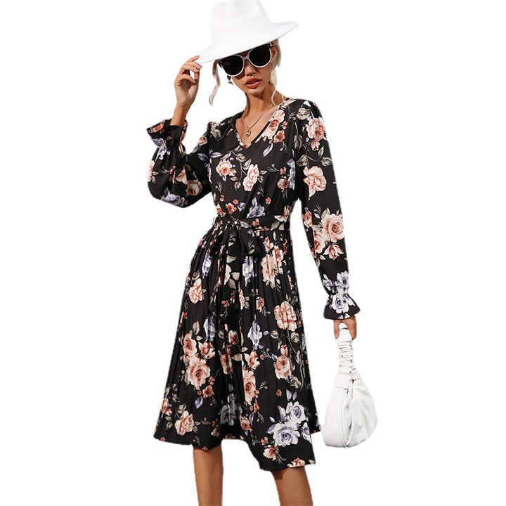 Damen Maxikleid mit floralem Design und eleganter Taillierung Drune