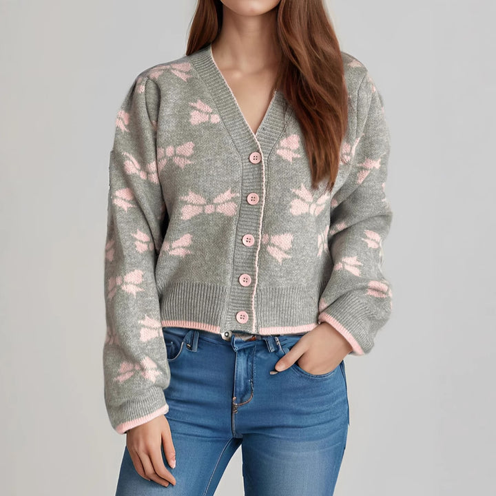 Damen Strickjacke mit verspieltem Schmetterlingsmotiv und dekorativen Knöpfen Drune
