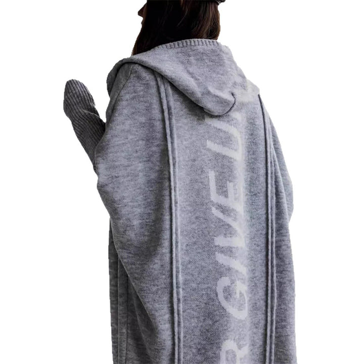 Damen gemütlicher Strickponcho mit Kapuze und einzigartigem Schriftzug Drune