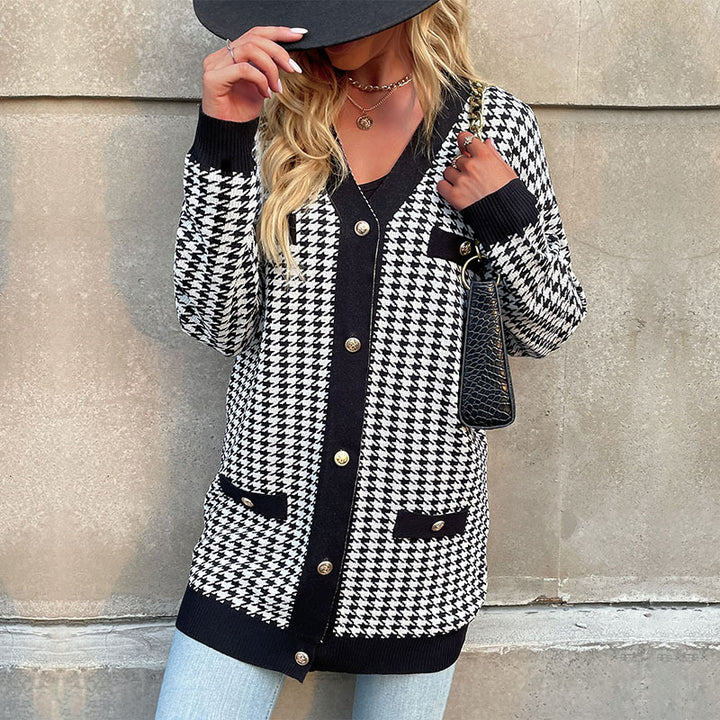 Damen längerer Strickcardigan mit modernem Hahnentritt-Muster und großen Knöpfen Drune