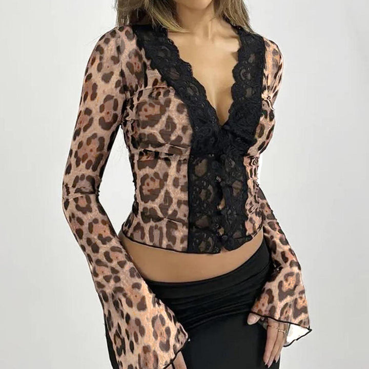 Damen Top mit verspieltem Leopardenmuster und raffinierten Rüschen Drune