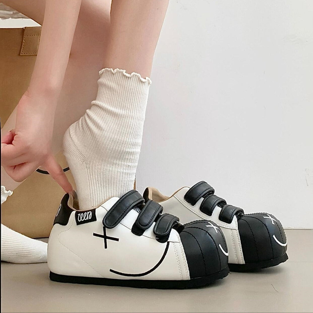 Damen Sneakers mit praktischem Klettverschluss und verspieltem Design Drune