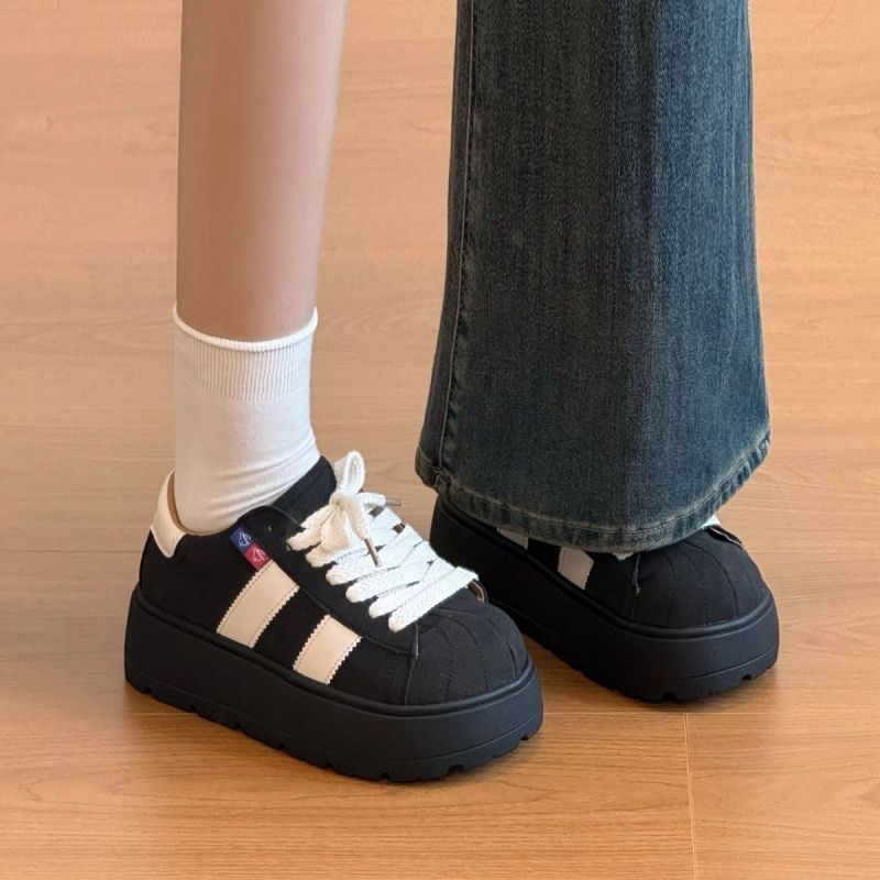 Damen Sportliche Plattform-Sneaker mit strapazierfähigem Obermaterial Drune