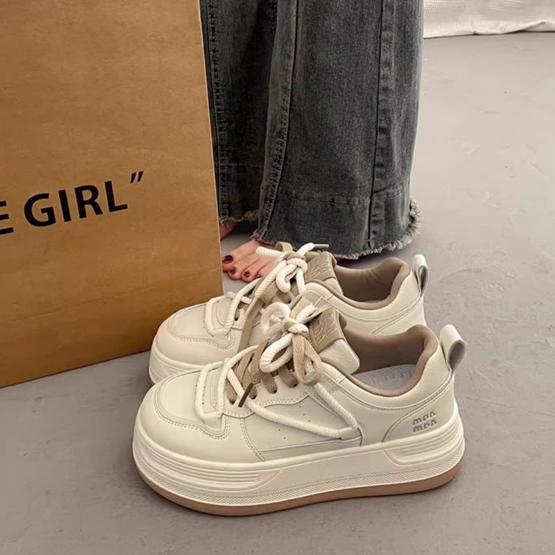 Damen Sportliche Sneakers mit dämpfender Plattform und weichem Obermaterial Drune