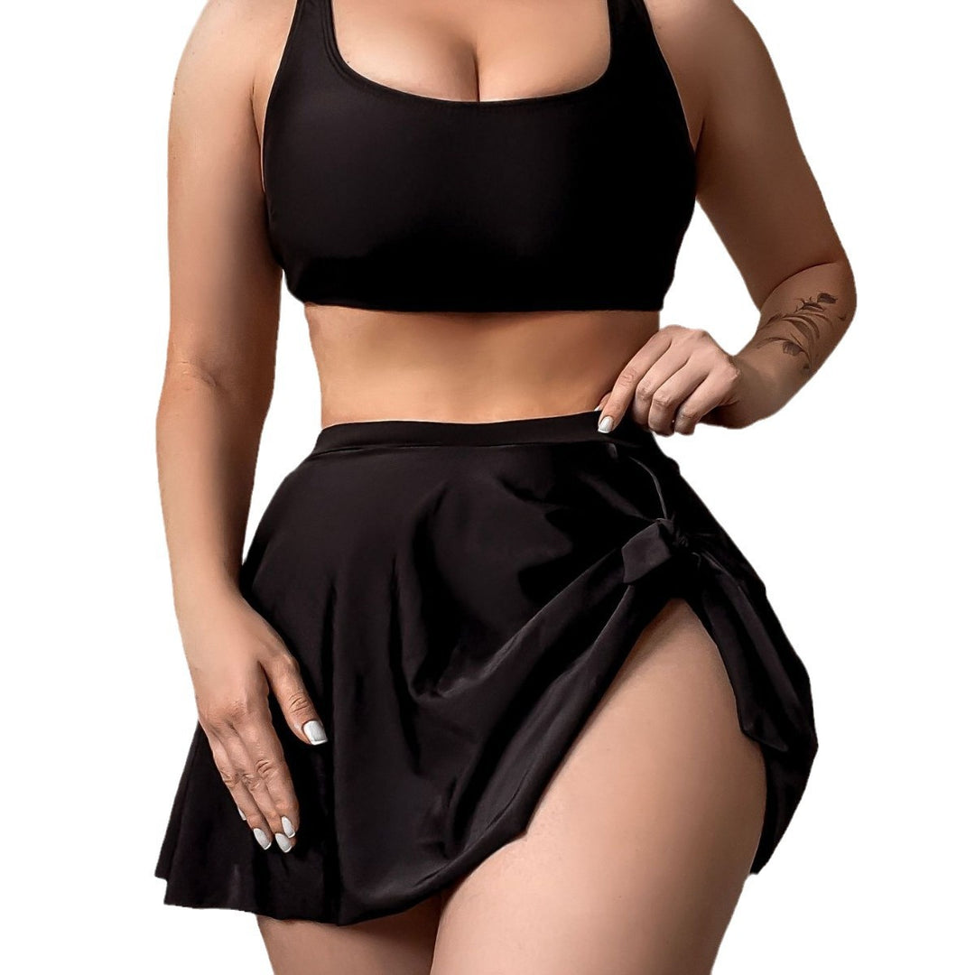 Damen Sportliches Badeoutfit mit schmeichelndem Rock Drune