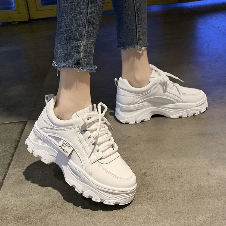 Damen Chunky Sneakers mit rutschfester Sohle und atmungsaktivem Obermaterial Drune
