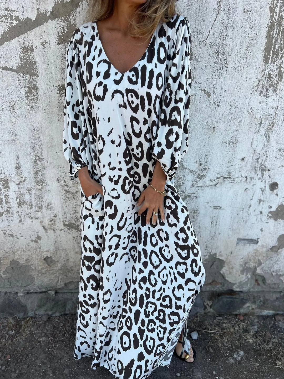 Damen Maxikleid mit exklusivem Leopardenmuster und praktischen Seitentaschen Drune