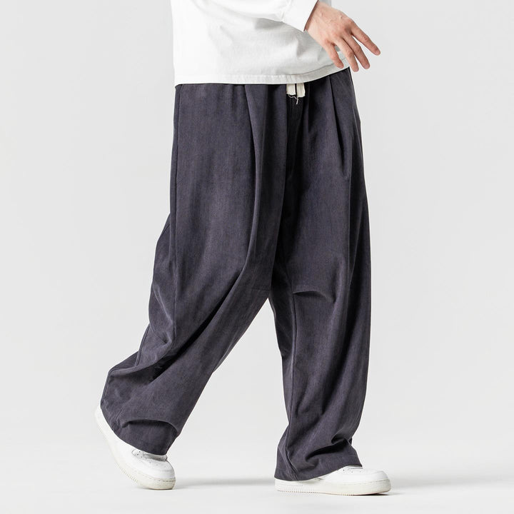 Herren nan weite Cordhose mit Tunnelzug, Bundfalten und relaxed Fit Drune