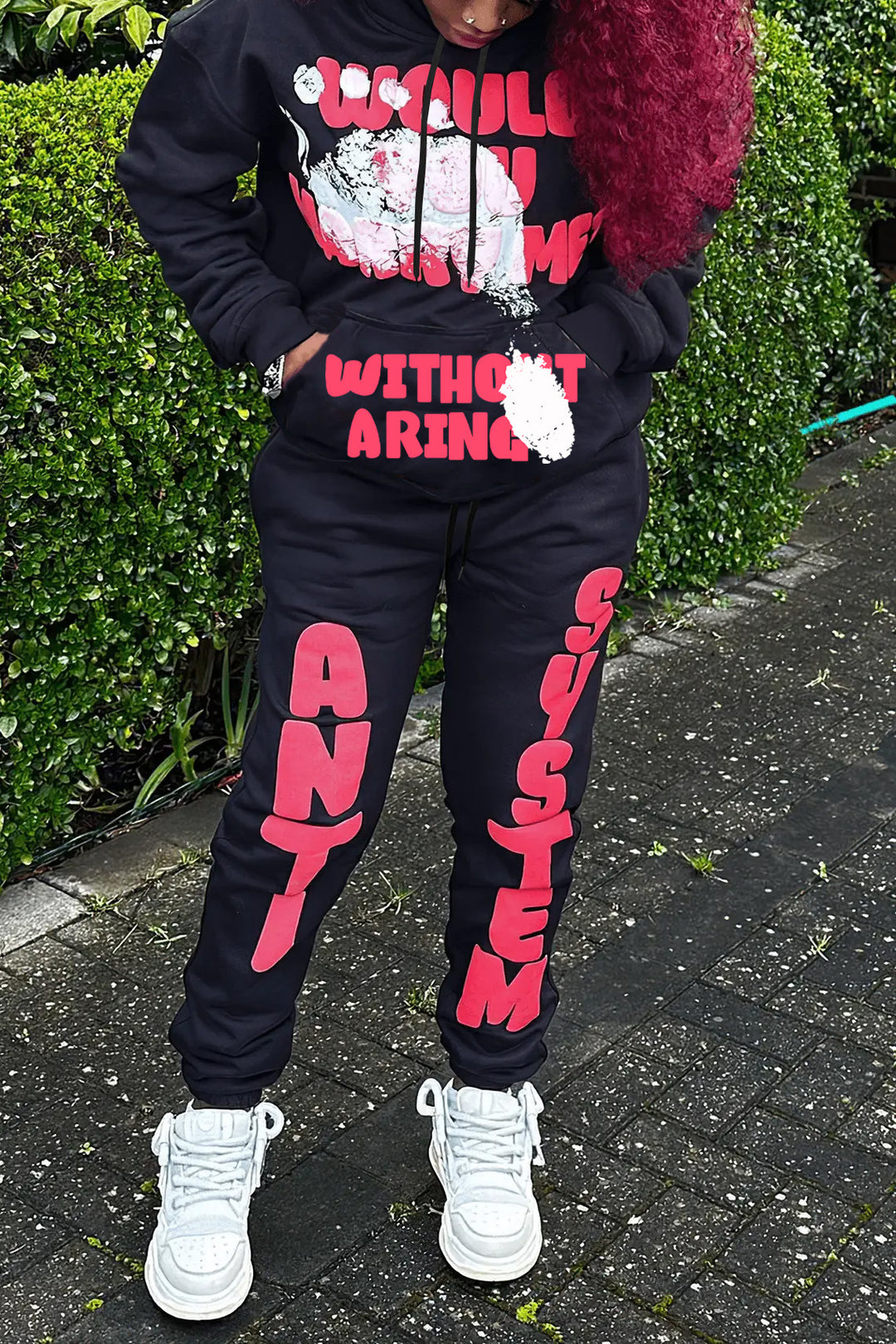 Damen Hoodie- und Jogginghose-Set mit auffälligem Schriftzug und gemütlichem Schnitt Drune
