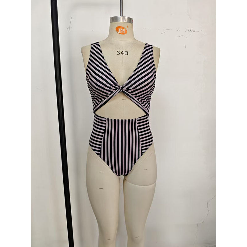 Damen Einteiler Badeanzug mit stilvollem Cut-Out und Streifenmuster Drune