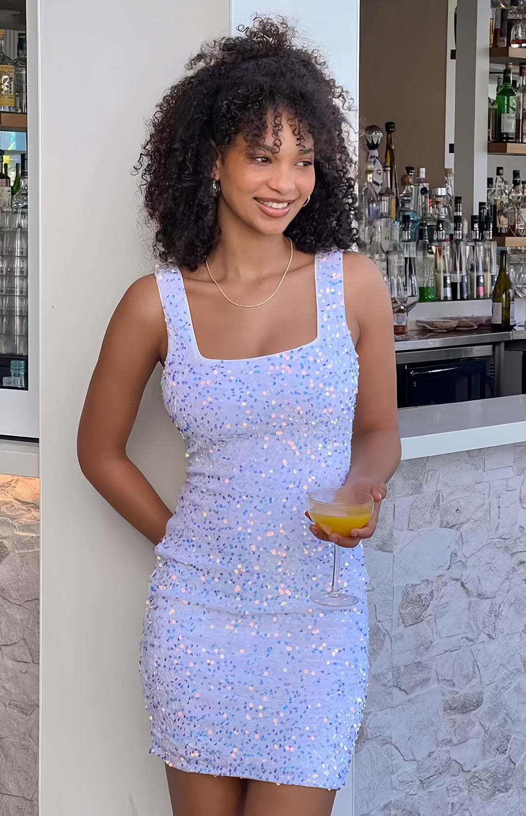 Damen figurbetontes Minikleid mit buntem Paillettenmuster und schmalem Schnitt Drune