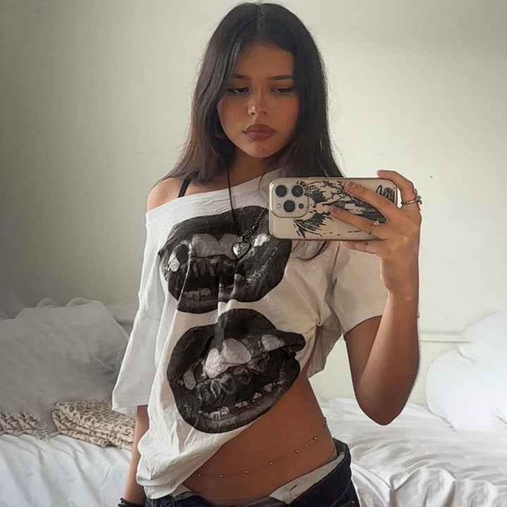 Damen lässiges T-Shirt mit glänzendem Kreuzdesign und großzügigem Ausschnitt Drune