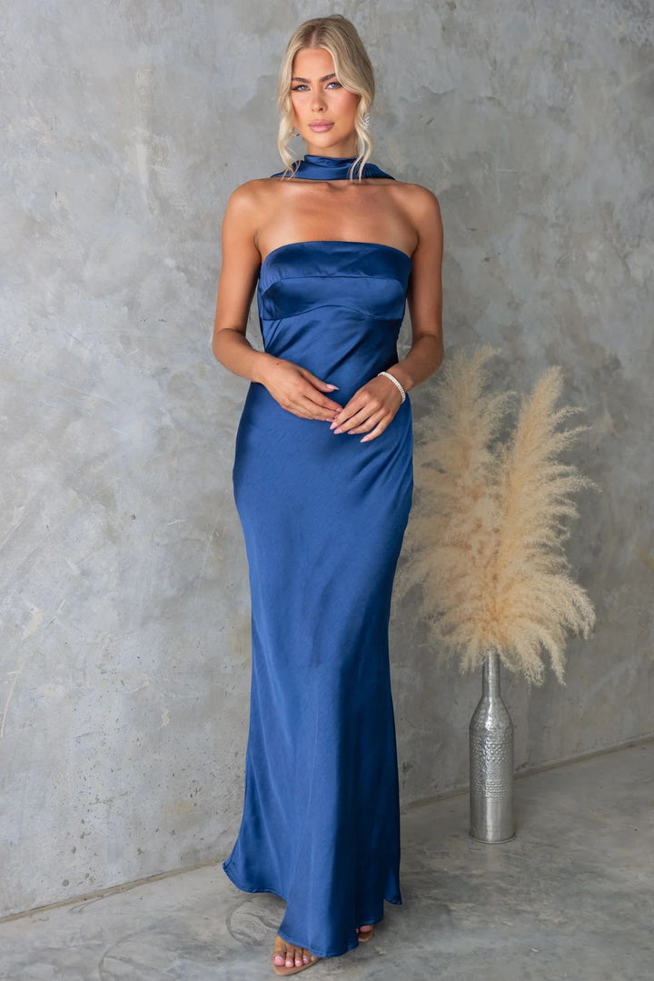 Damen Elegantes Abendkleid mit schulterfreiem Design und schimmerndem Satin Drune