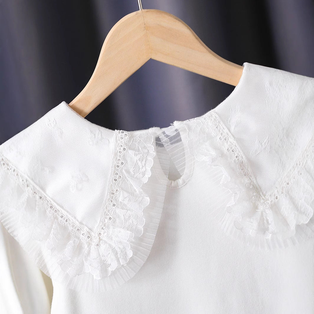Mädchen Bluse mit üppigem Spitzenkragen und filigranen Applikationen Drune