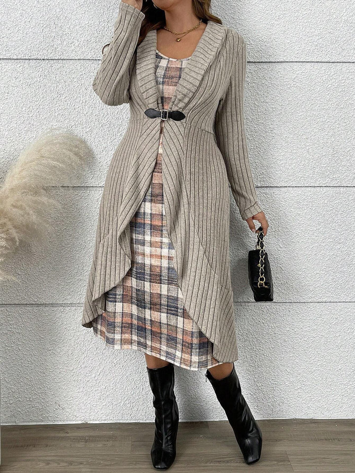 Damen Strickjacke mit asymmetrischem Saum und tailliertem Design Drune