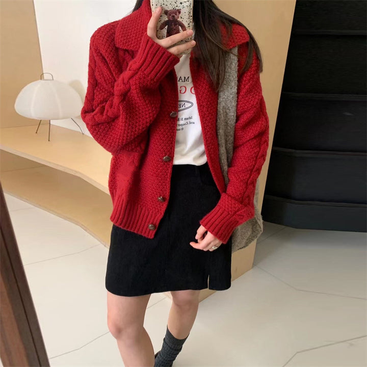 Damen Grobstrickjacke mit kontrastierenden Knöpfen und strukturiertem Design Drune