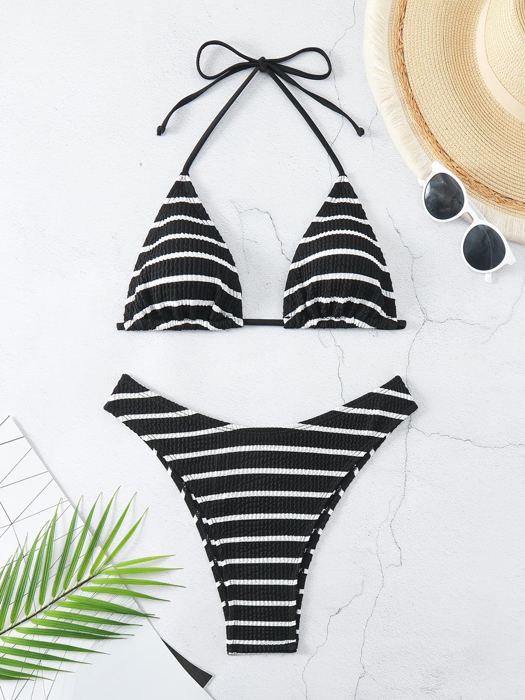 Damen Triangel-Bikini mit raffinierten Streifen Drune