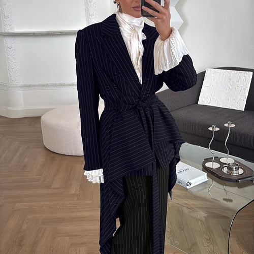 Damen Elegante taillierte Blazerjacke mit asymmetrischem Schnitt und Gürtel Drune
