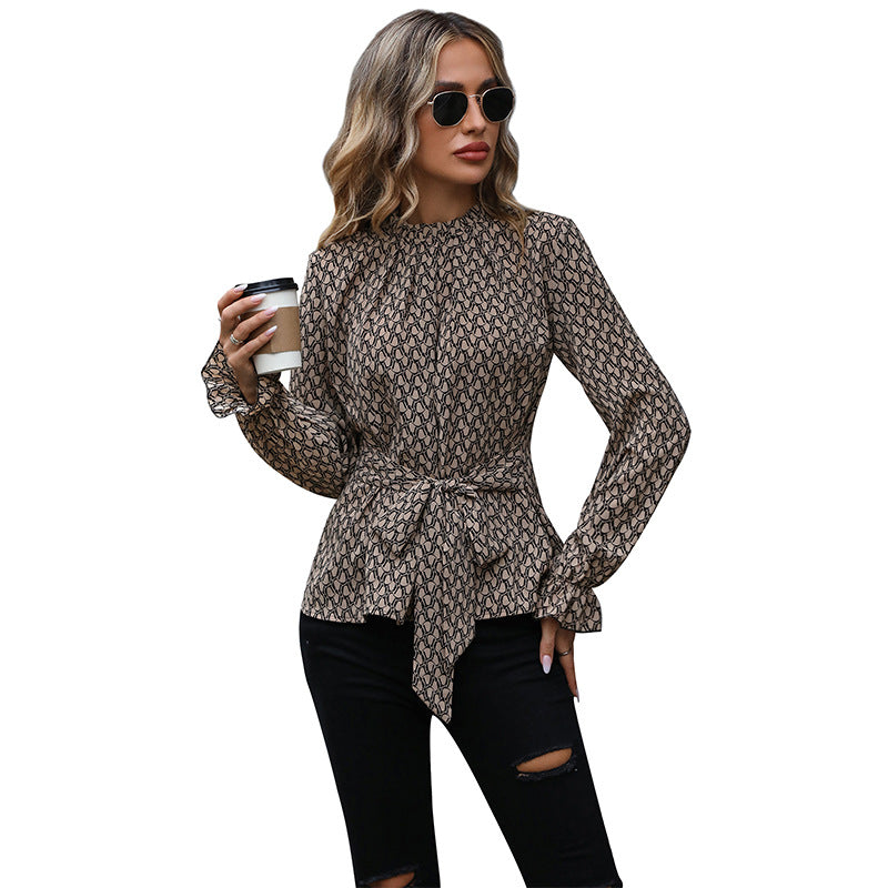 Damen Bluse mit elegantem Wickeldesign und dekorativen Rüschendetails Drune