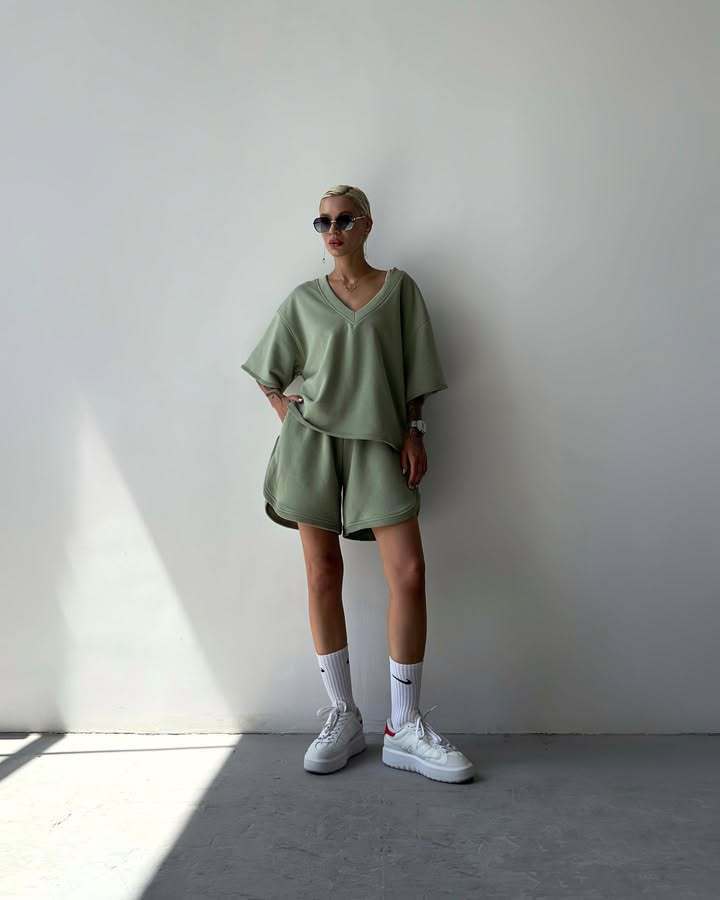 Damen lässiges V-Ausschnitt Oberteil und Shorts-Set Drune