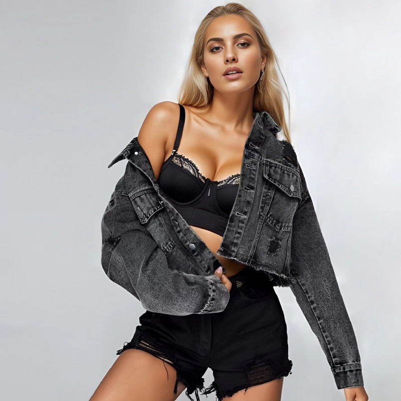 Damen cropped Jeansjacke im Vintage-Style mit lässigen Fransen und robusten Details Drune