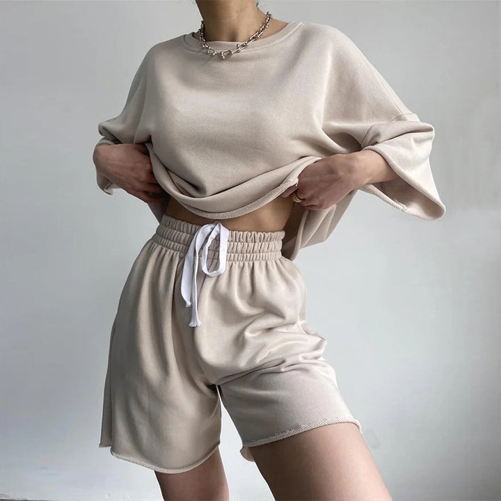 Damen Lässiges Oversized Freizeitset mit kurzärmligem Oberteil und weiten Shorts Drune