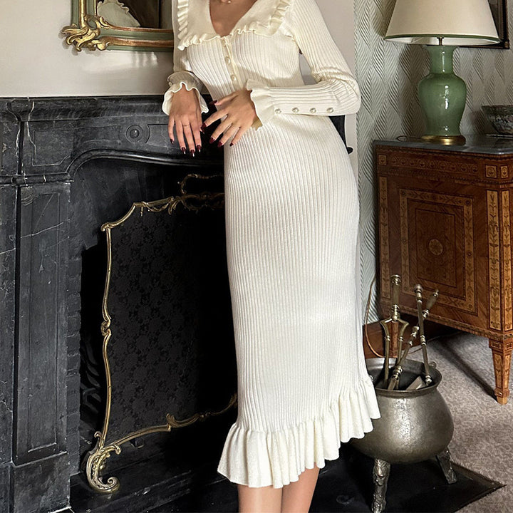 Damen Raffiniertes Strickkleid mit Rüschendetails und Perlknopfverzierung Drune