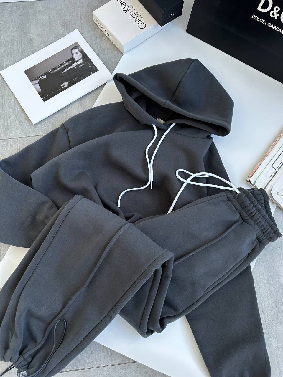Damen sportliches Hoodie und Jogginghose Set mit elastischem Bund Drune
