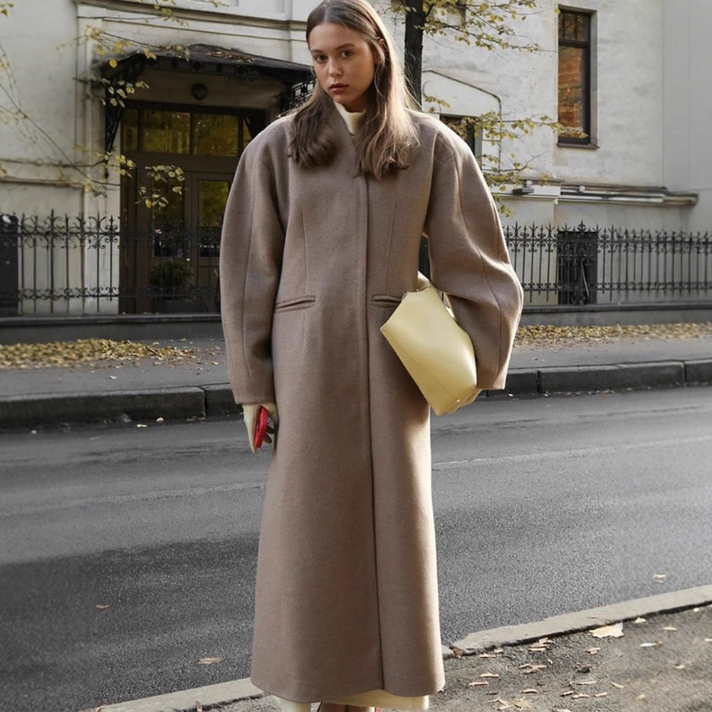 Damen Oversized Wollmantel mit dezenten Rüschen Drune