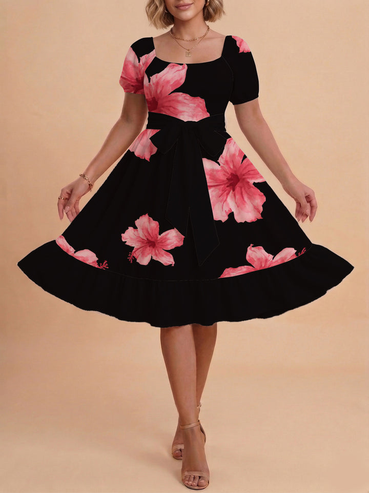 Damen Kleid mit tailliertem Schnitt und verspieltem Blumenmuster Drune