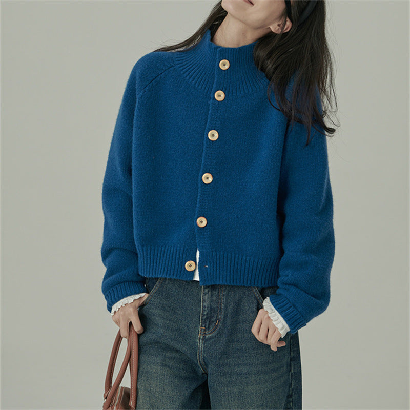 Damen knielange Strickjacke mit Stehkragen und modischen Holzknöpfen Drune