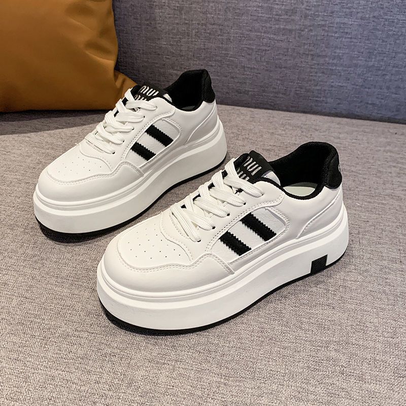 Damen Plattform Sneakers mit verstärkter Dämpfung und sportlichem Design Drune