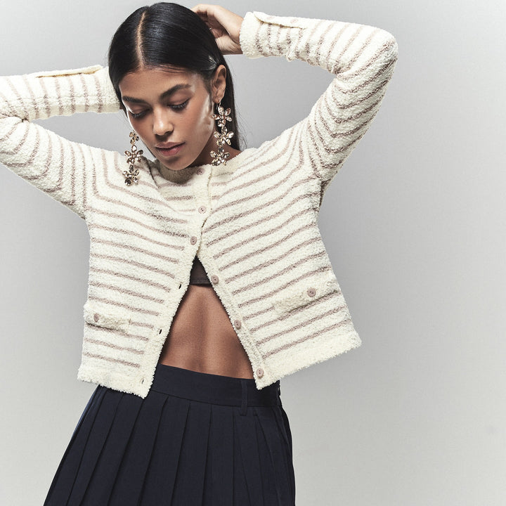 Damen Strickjacke mit eleganten Knopfdétails und lässigem Schnitt Drune